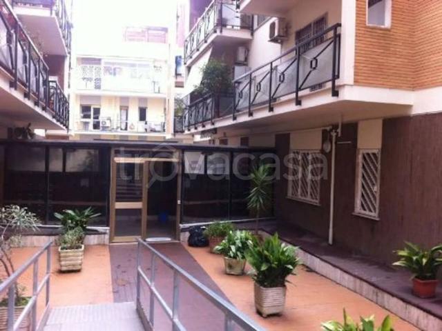 Appartamento in affitto a Roma via Giovanni Novelli, terrazzo, ascensore, riscaldamento centralizzato TrovaCasa