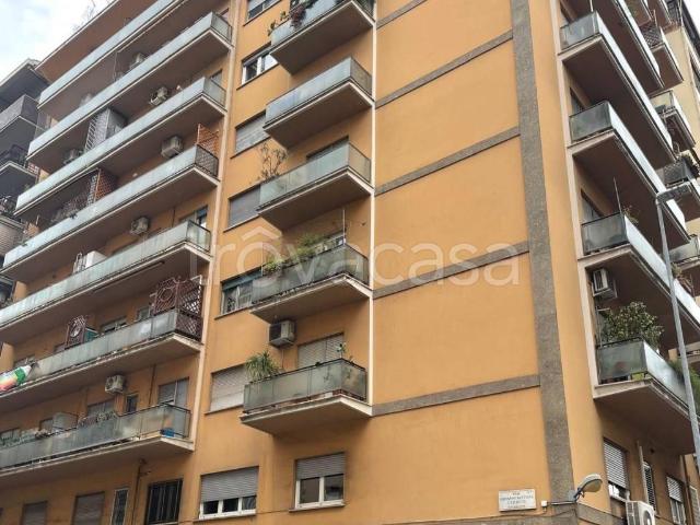 Appartamento in affitto a Roma via Giovanni Battista Cerruti, 15, arredato, ascensore, luminoso TrovaCasa