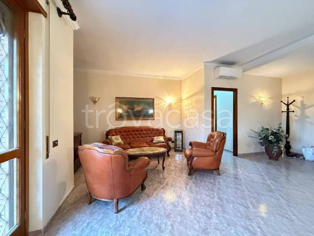 Appartamento in affitto a Roma via Giovanni Boldini, 86, parzialmente arredato, balcone, cucina abitabile TrovaCasa