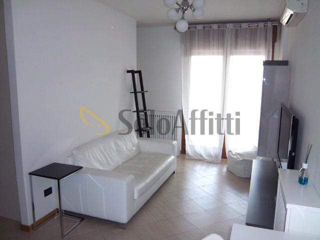 Appartamento in affitto a Roma via Giovanni Lampariello, arredato, box, terrazzo TrovaCasa