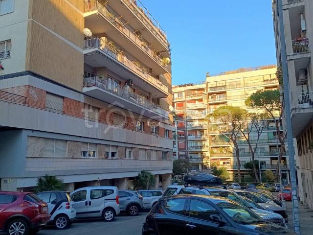 Appartamento in affitto a Roma via Giovanni Stefano Roccatagliata, 35, posto auto, box, parzialmente arredato TrovaCasa