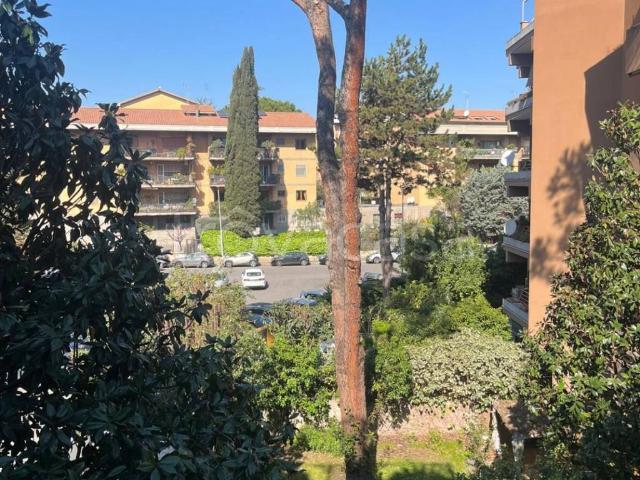 Appartamento in affitto a Roma via Giuseppe Mussi, arredato, terrazzo, ristrutturato TrovaCasa