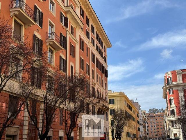 Appartamento in affitto a Roma via Giuseppe Palumbo, 12, non arredato/vuoto, terrazzo, vicinanze negozi TrovaCasa