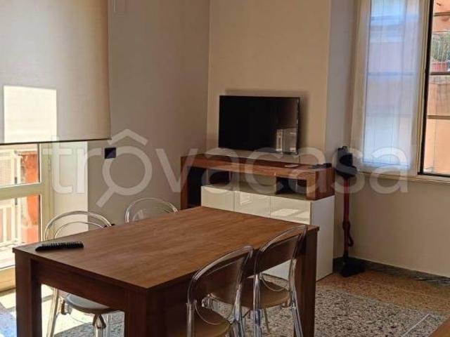 Appartamento in affitto a Roma via Graziano, Baldo degli Ubaldi