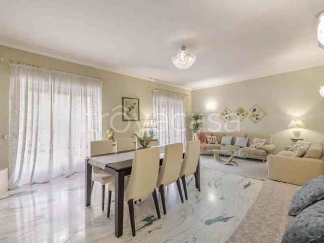 Appartamento in affitto a Roma via Gregorio VII, arredato, aria condizionata, lavanderia TrovaCasa