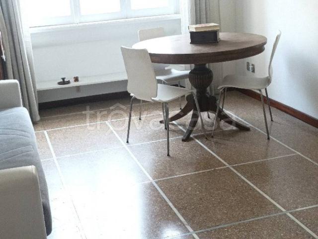 Appartamento in affitto a Roma via Luca Signorelli, arredato, ascensore, doppia esposizione TrovaCasa