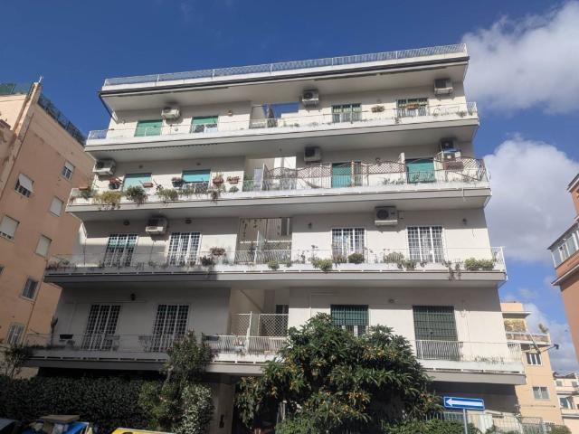 Appartamento in affitto a Roma via Lattanzio 58, parzialmente arredato, ascensore, buono stato TrovaCasa