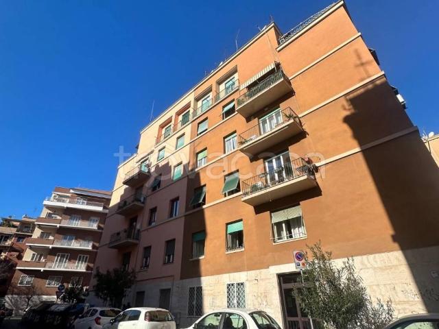 Appartamento in affitto a Roma via Laura Mantegazza, arredato, terrazzo, ultimo piano TrovaCasa