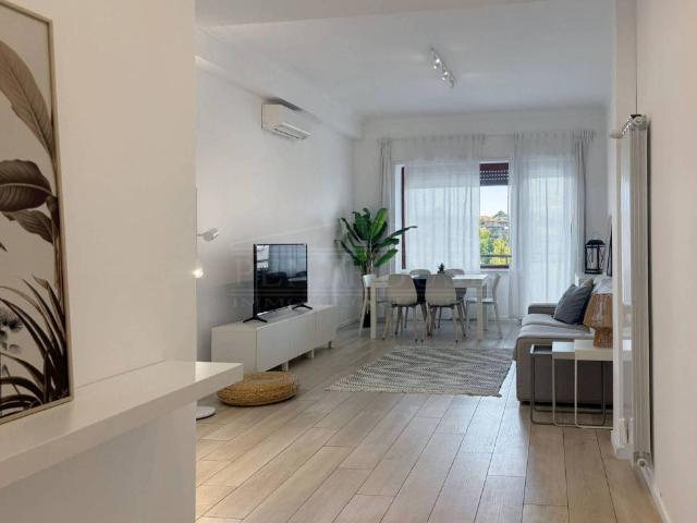 Appartamento in affitto a Roma via Laurentina, 565, arredato, box, terrazzo TrovaCasa