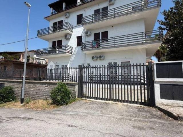 Appartamento in affitto a Roma via Levate, 21, arredato, ristrutturato, balcone TrovaCasa