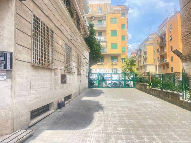 Appartamento in affitto a Roma via Lorenzo il Magnifico, 120, arredato, porta blindata, video citofono TrovaCasa