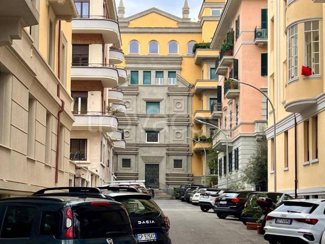 Appartamento in affitto a Roma via Lorenzo Magalotti, 12, arredato, ristrutturato, contesto signorile TrovaCasa
