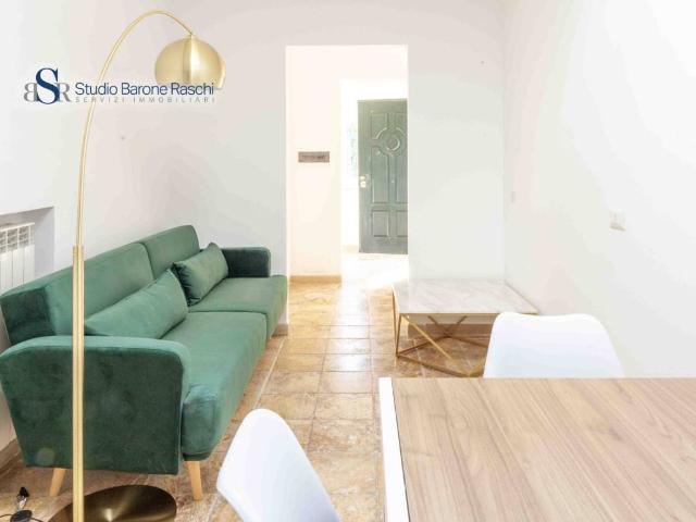 Appartamento in affitto a Roma via Parabiago, arredato, giardino privato, ristrutturato TrovaCasa