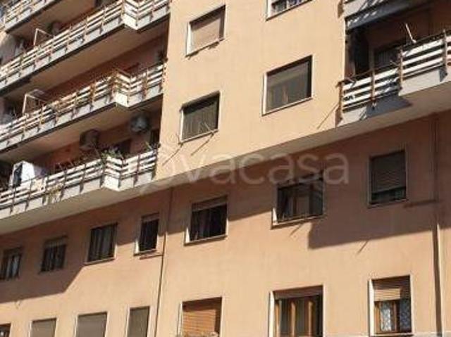Appartamento in affitto a Roma via Pian Due Torri, arredato, ascensore, angolo cottura TrovaCasa