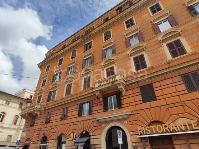 Appartamento in affitto a Roma via Piemonte, arredato, ascensore, libero subito TrovaCasa