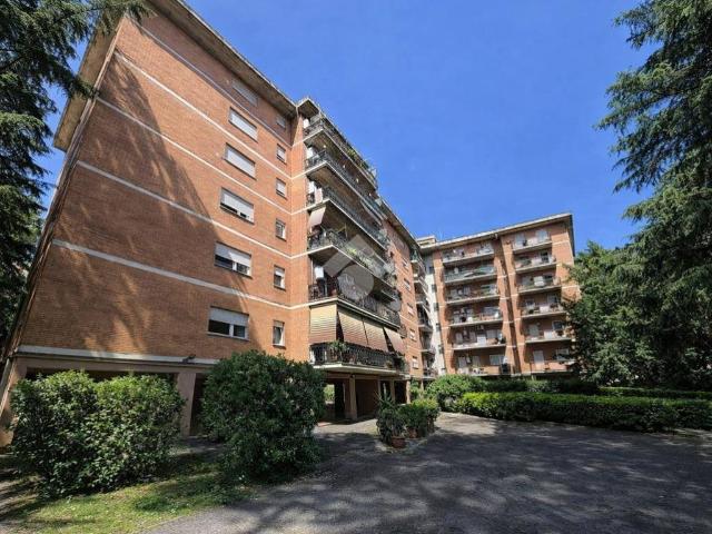 Appartamento in affitto a Roma via Pietro Belon, 135, non arredato/vuoto, terrazzo, ascensore TrovaCasa