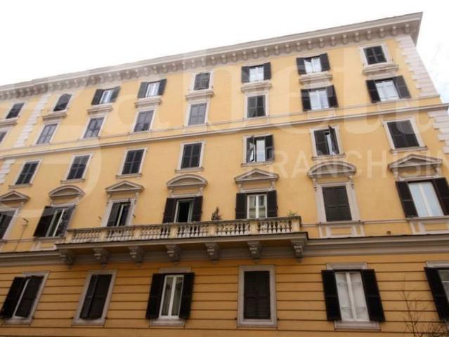 Appartamento in affitto a Roma via Po, riscaldamento autonomo, centrale, vasca idromassaggio TrovaCasa