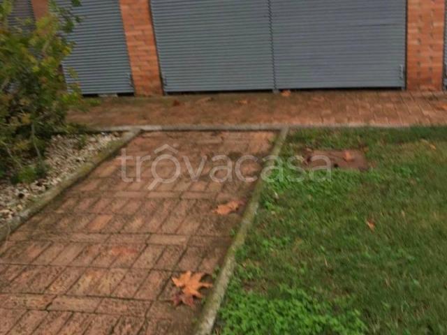 Appartamento in affitto a Roma via Portuense, 882, non arredato/vuoto, giardino privato, servizio di portineria TrovaCasa