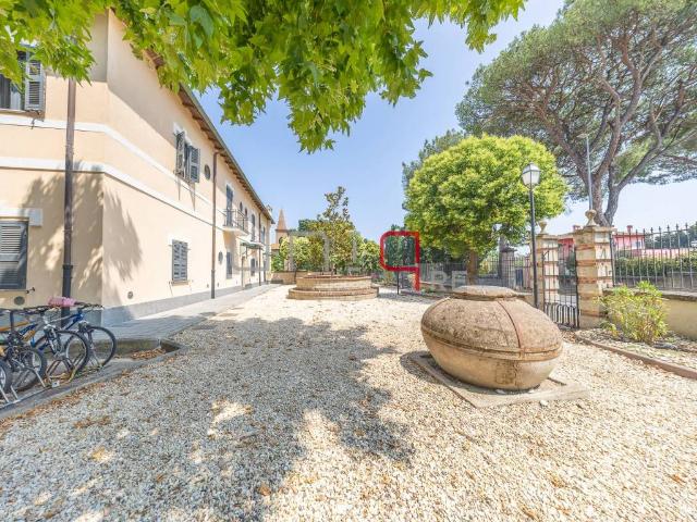 Appartamento in affitto a Roma via Portuense, 956, non arredato/vuoto, terrazzo, caminetto TrovaCasa