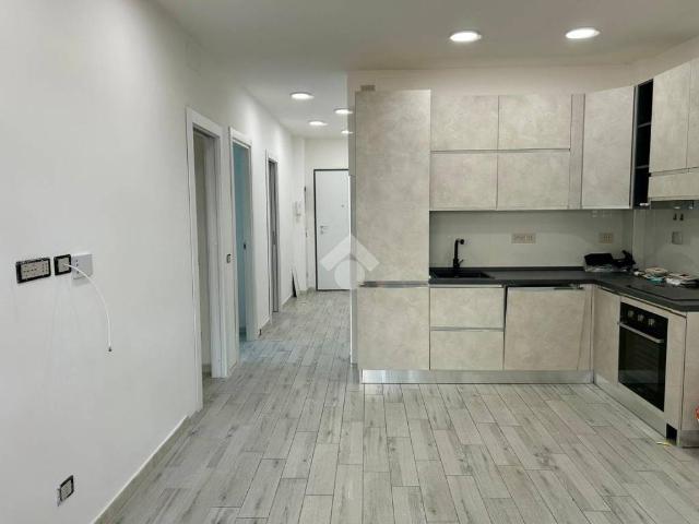 Appartamento in affitto a Roma via Roberto Bracco, giardino privato, parzialmente arredato, doppi vetri TrovaCasa