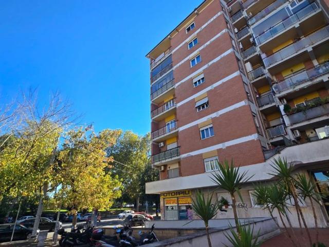 Appartamento in affitto a Roma via rodolfo morandi 3, arredato, ascensore, doppi vetri TrovaCasa