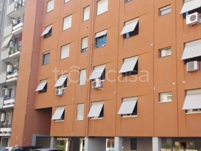 Appartamento in affitto a Roma via Romolo Balzani, 40, arredato, posto auto, terrazzo TrovaCasa