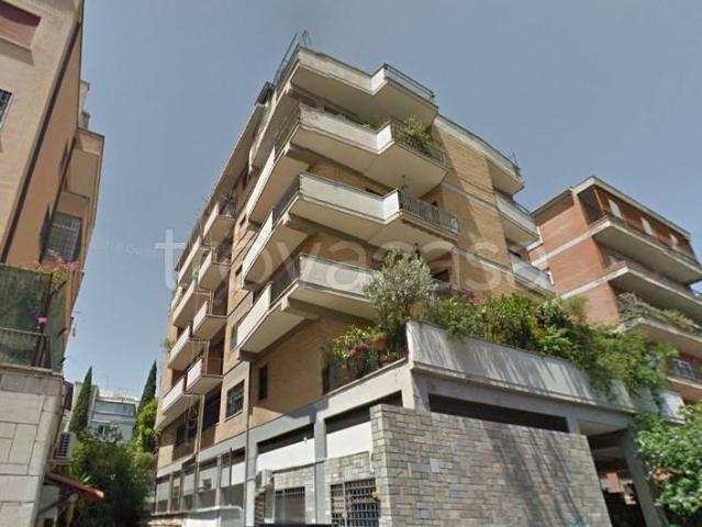 Appartamento in affitto a Roma via Romeo Rodriguez Pereira, arredato, caminetto, buono stato TrovaCasa