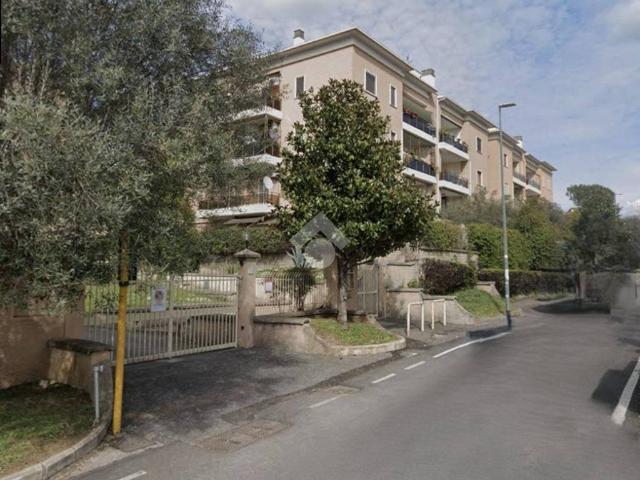 Appartamento in affitto a Roma via s Antonio di Padova, arredato, terrazzo, ascensore TrovaCasa
