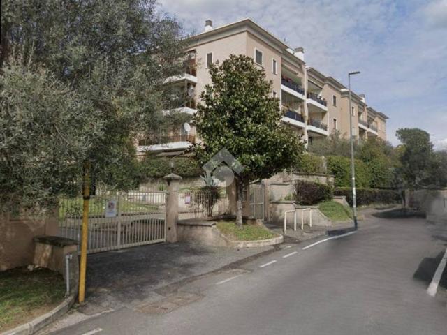 Appartamento in affitto a Roma via s Antonio di Padova, Settebagni
