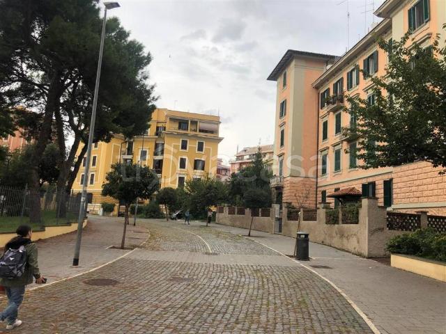 Appartamento in affitto a Roma via San Miniato, arredato, luminoso, cucina abitabile TrovaCasa