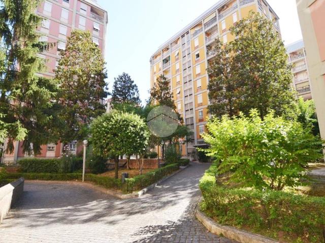 Appartamento in affitto a Roma via Tripolitania, 211, arredato, vicinanze negozi, lavanderia TrovaCasa