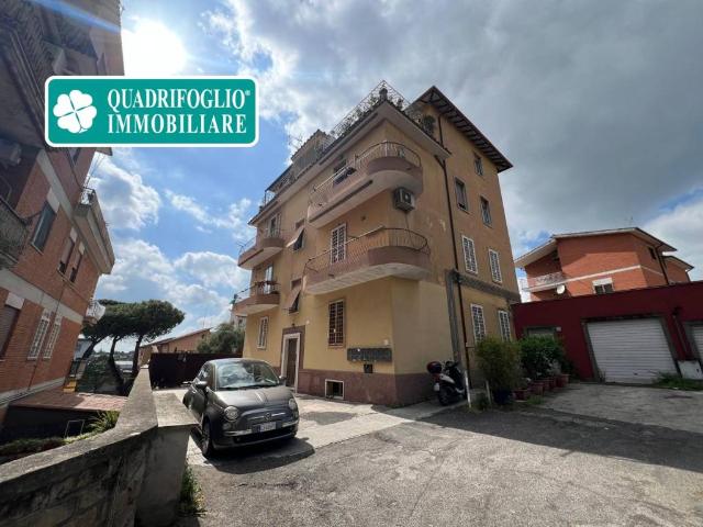Appartamento in affitto a Roma via Valle della Storta, arredato, doppia esposizione, vicinanze negozi TrovaCasa