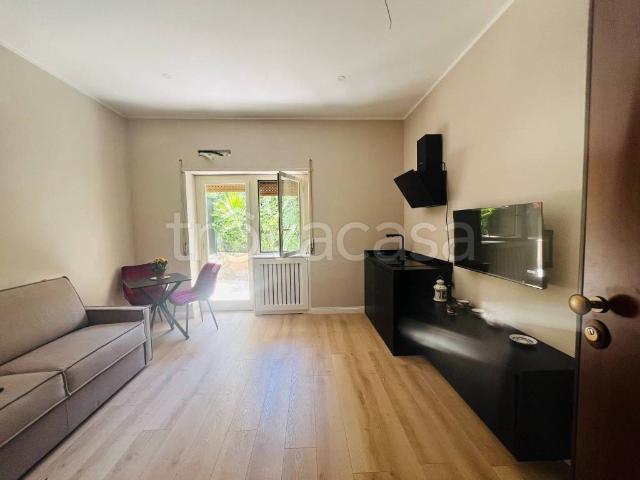 Appartamento in affitto a Roma viale Carso, 57A, arredato, giardino privato, terrazzo TrovaCasa