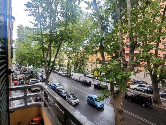 Appartamento in affitto a Roma viale Angelico, non arredato/vuoto, ascensore, luminoso TrovaCasa
