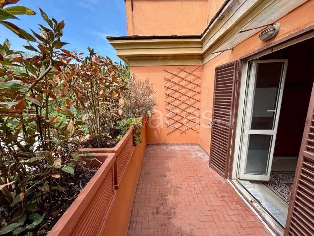 Appartamento in affitto a Roma viale Aurelio Saffi, parzialmente arredato, ascensore, doppia esposizione TrovaCasa
