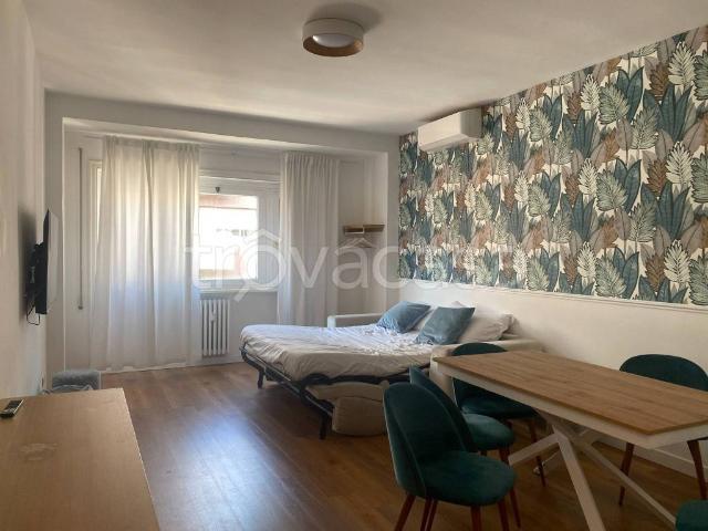 Appartamento in affitto a Roma viale degli Ammiragli, non arredato/vuoto, box, ristrutturato TrovaCasa