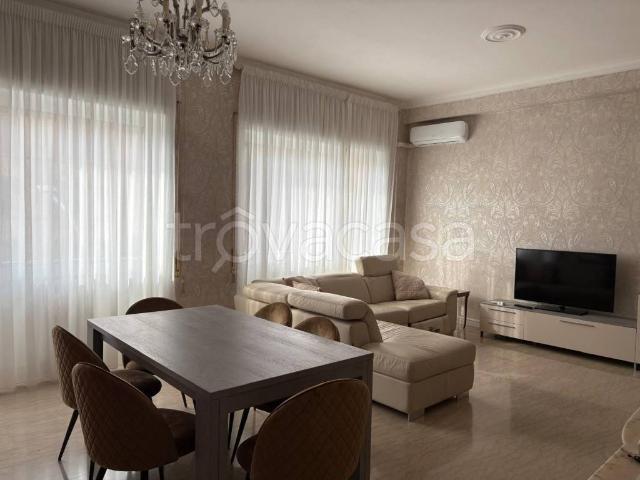 Appartamento in affitto a Roma viale di Villa Pamphili, arredato, immobile di prestigio, luminoso TrovaCasa