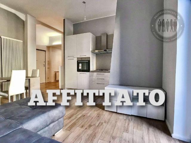 Appartamento in affitto a Roma viale Eritrea, parzialmente arredato, ristrutturato, balcone TrovaCasa