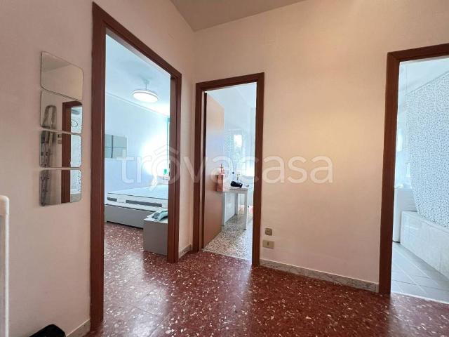 Appartamento in affitto a Roma viale Etiopia, 14, arredato, ascensore, cucina semiabitabile TrovaCasa