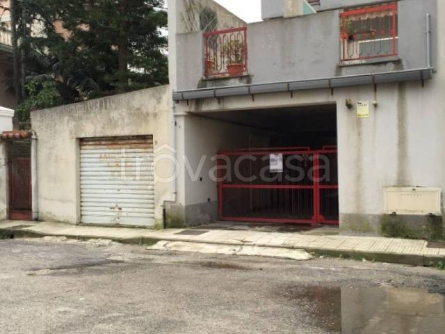 Appartamento in affitto a Rometta via Mezzasalma, arredato, vicinanze negozi, luminoso TrovaCasa