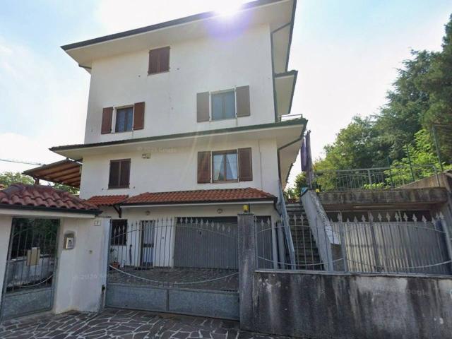 Appartamento in affitto a Ronco Briantino