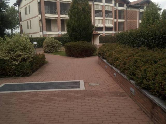 Appartamento in affitto a Rosate MI