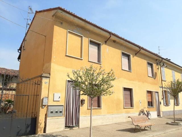 Appartamento in affitto a Rosasco PV