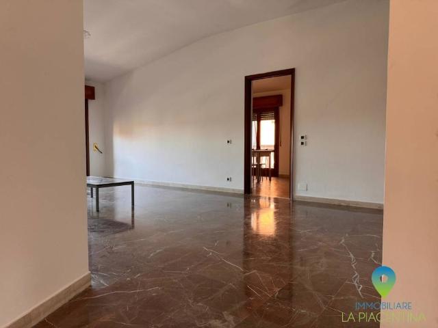 Appartamento in affitto a Rottofreno piazza Guglielmo Marconi, non arredato/vuoto, box, cantina TrovaCasa