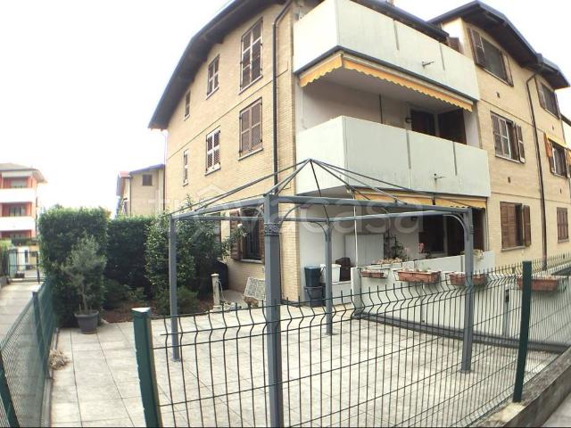 Appartamento in affitto a Rovellasca via Monte Grappa, arredato, terrazzo, cantina TrovaCasa