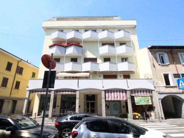 Appartamento in affitto a Rovellasca via Grassi, non arredato/vuoto, box, terrazzo TrovaCasa