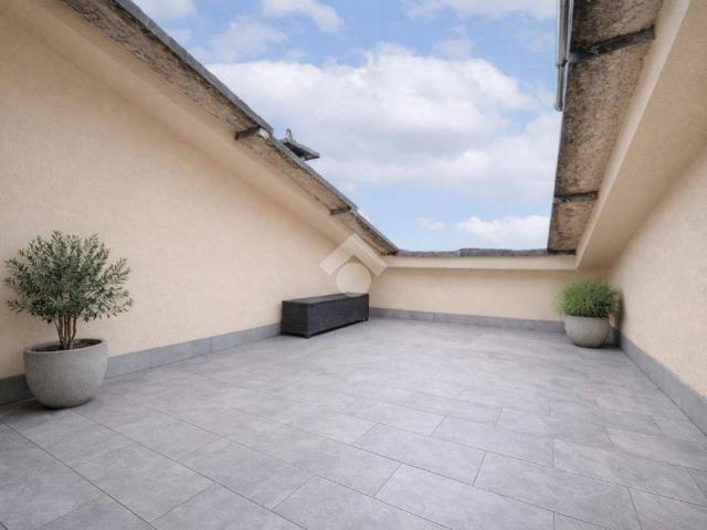 Appartamento in affitto a Roverè Veronese piazza Vittorio Emanuele, 26, arredato, terrazzo, ascensore TrovaCasa