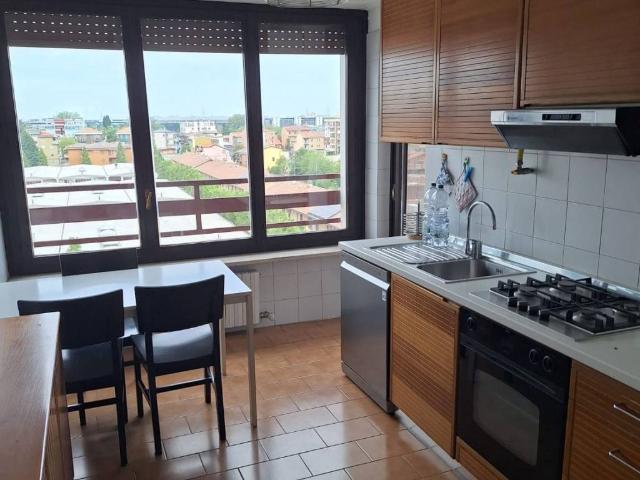 Appartamento in affitto a Rozzano MI