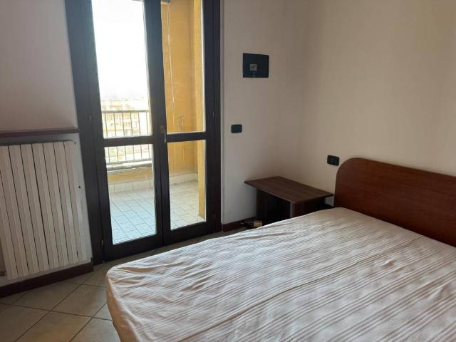 Appartamento in affitto a Rozzano MI