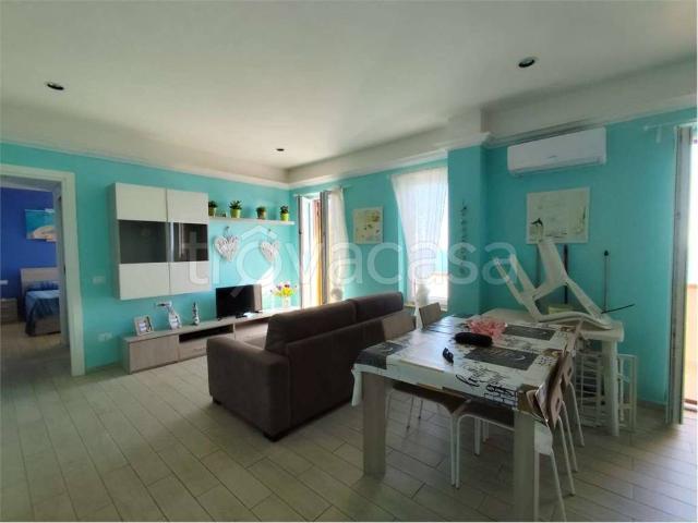 Appartamento in affitto a Stalettì, arredato, vista mare, balcone TrovaCasa